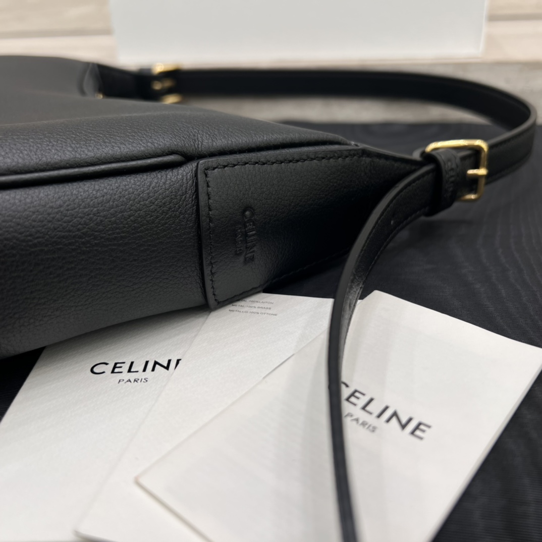 Túi Xách Celine Heloise Triomphe 117253 Màu Đen 
