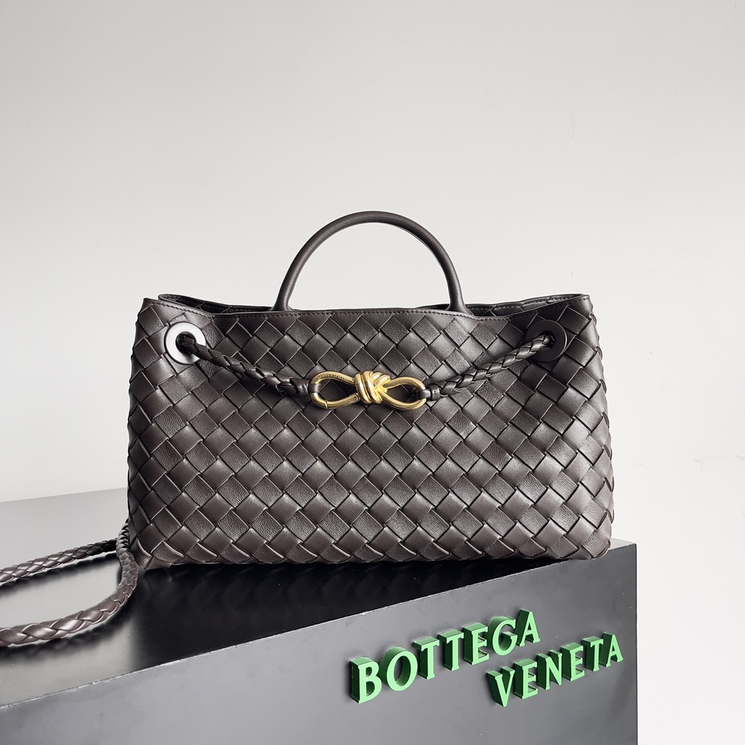 Túi xách nữ bottega veneta màu nâu 754990