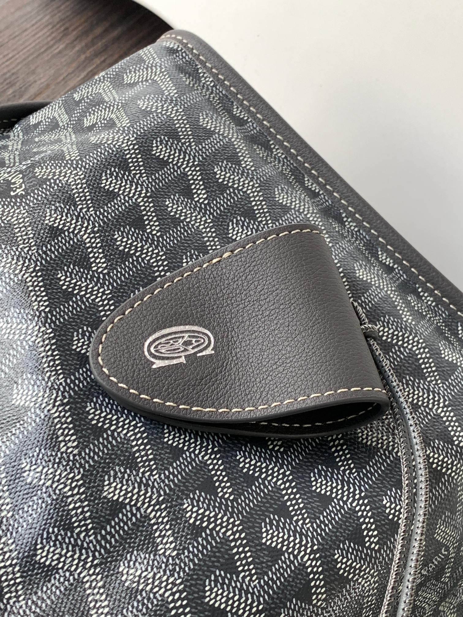 Túi xách Goyard 8003 màu xám 