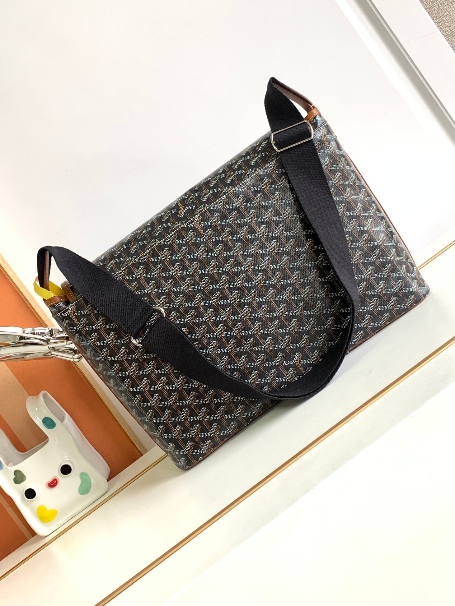 Túi xách Goyard 8130 màu nâu 