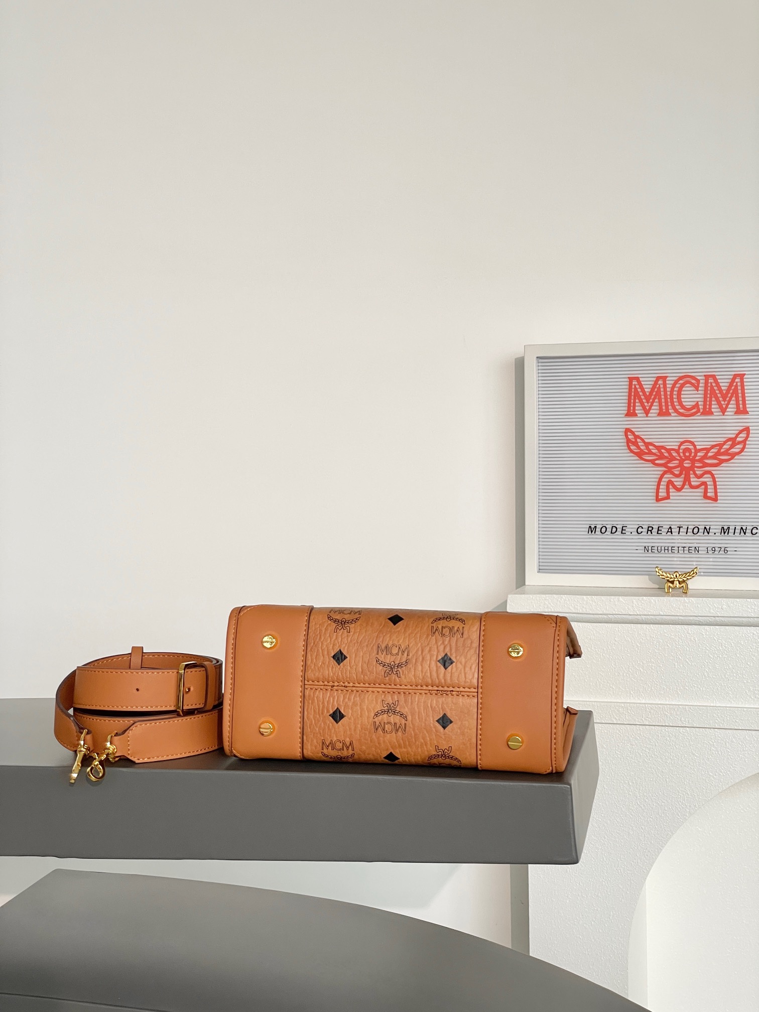 MCM MUNCHEN VISETOS 02CO001 (BROWN)