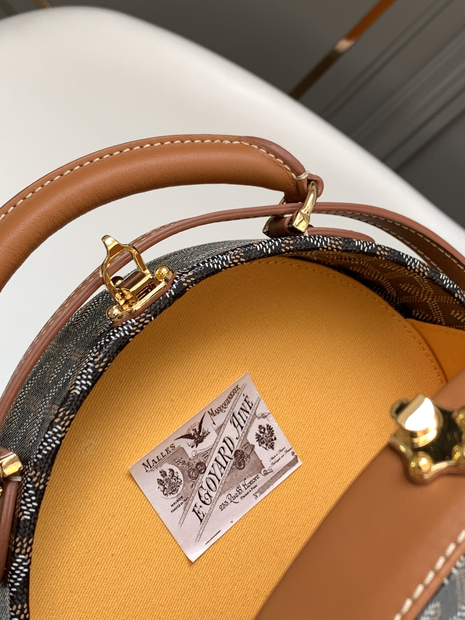 Goyard Alto 8115 (brown)